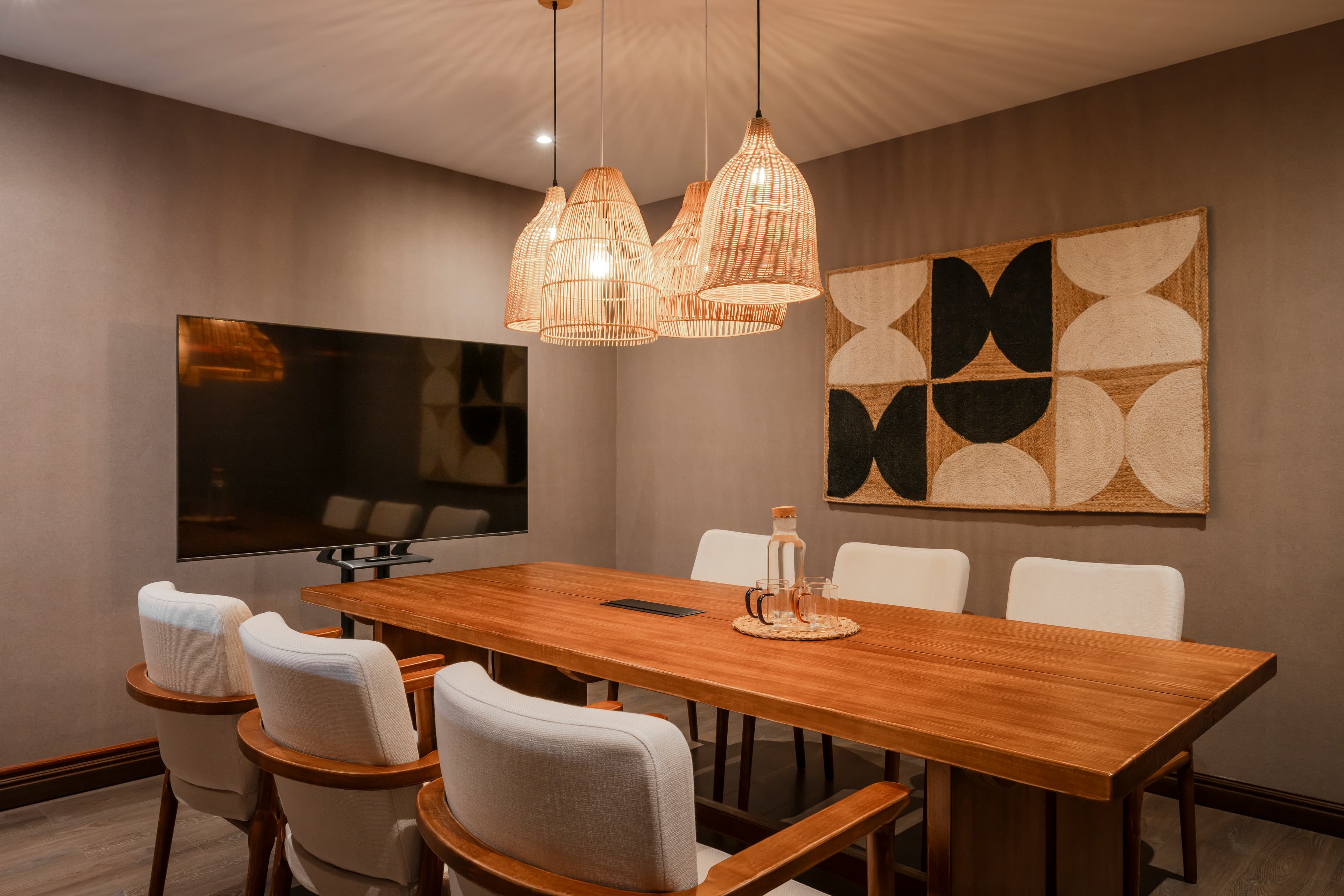 • SEROJA | meeting room •